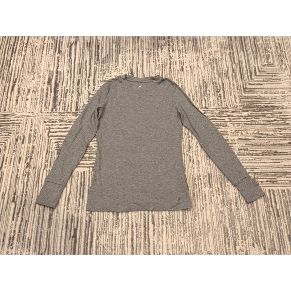 New Nike women's medium 8/10 gray long sleeve shirt
